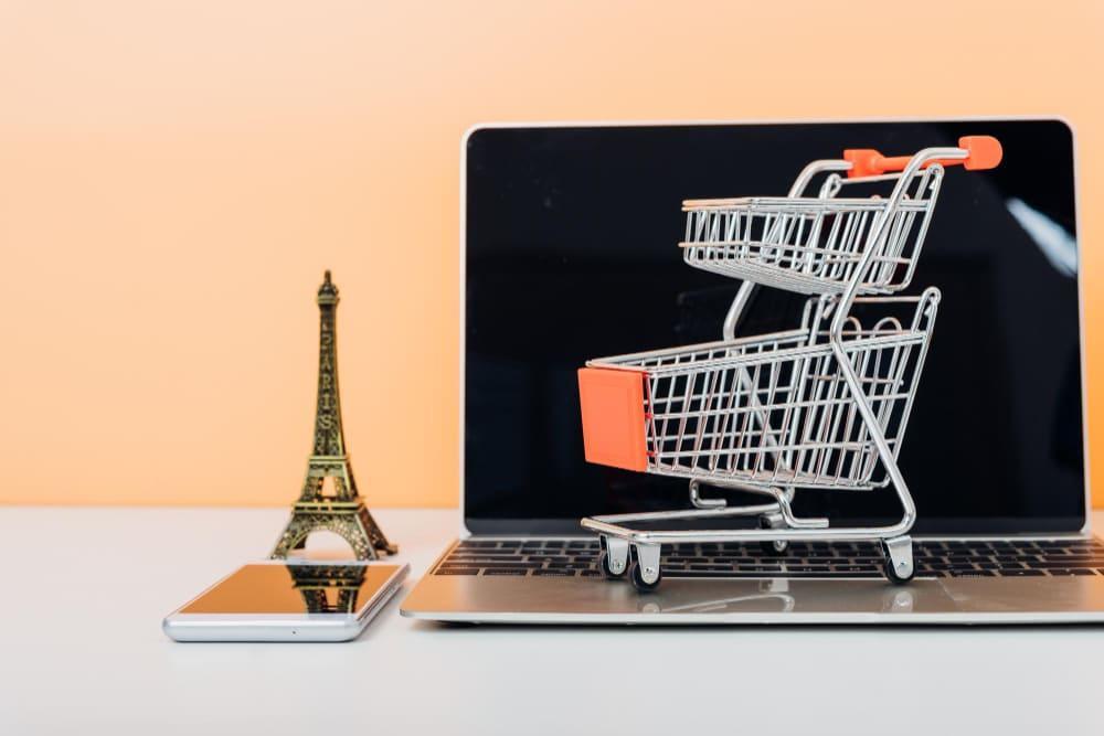 Discover UK Goods: Secure Digital Shopping on Fawkes Marketplace